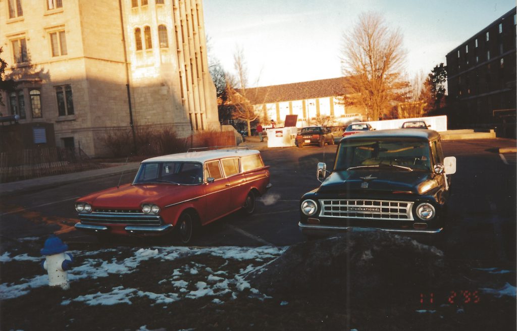 1960 Rambler and 1964 IH Travelall